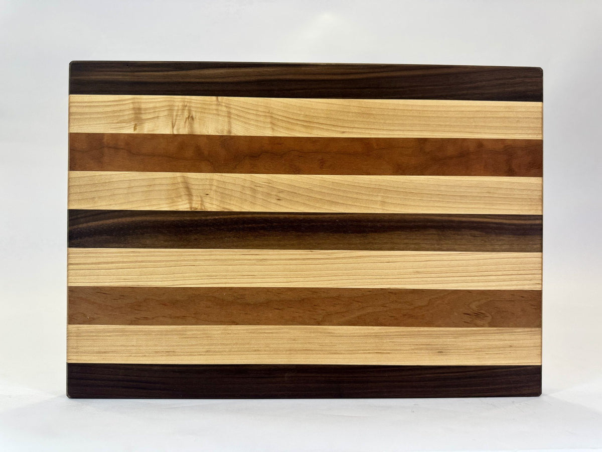411-1 Mixed Stripe Edge Grain with Finger Grooves 21.25 x 15 x 1.5