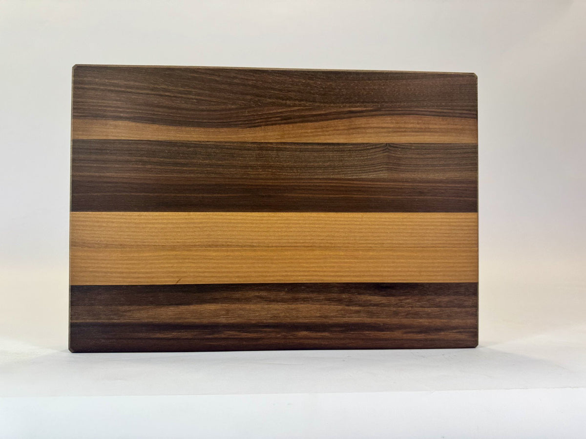 413-1 Walnut Edge Grain 19.25 x 13.25 x 1.5