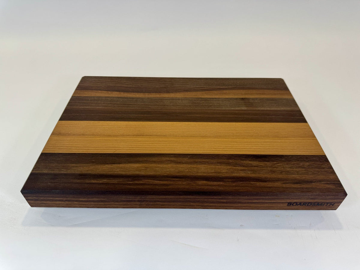 413-1 Walnut Edge Grain 19.25 x 13.25 x 1.5