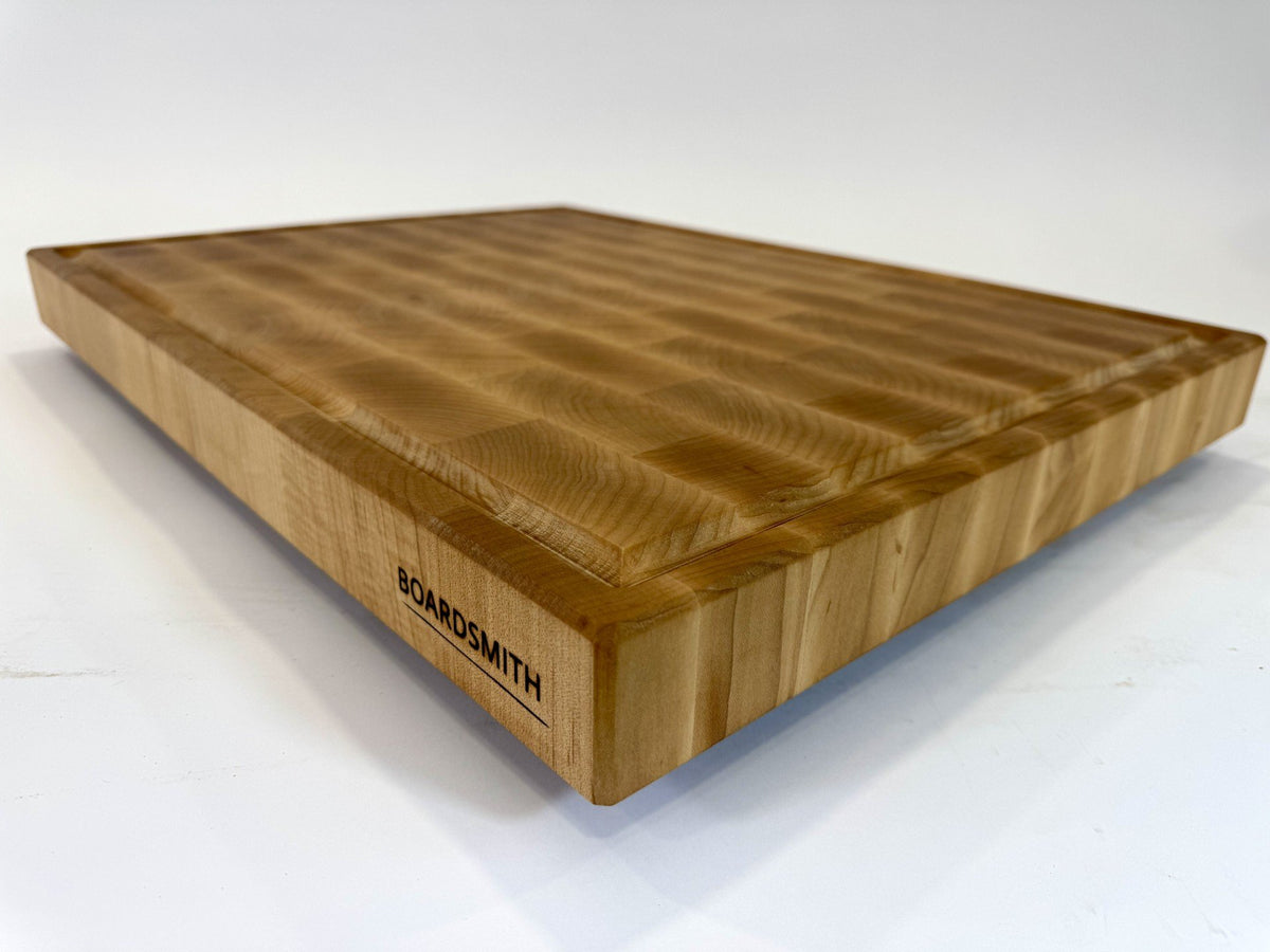 466 Maple 24 x 18 x 2 with Juice Groove & Feet
