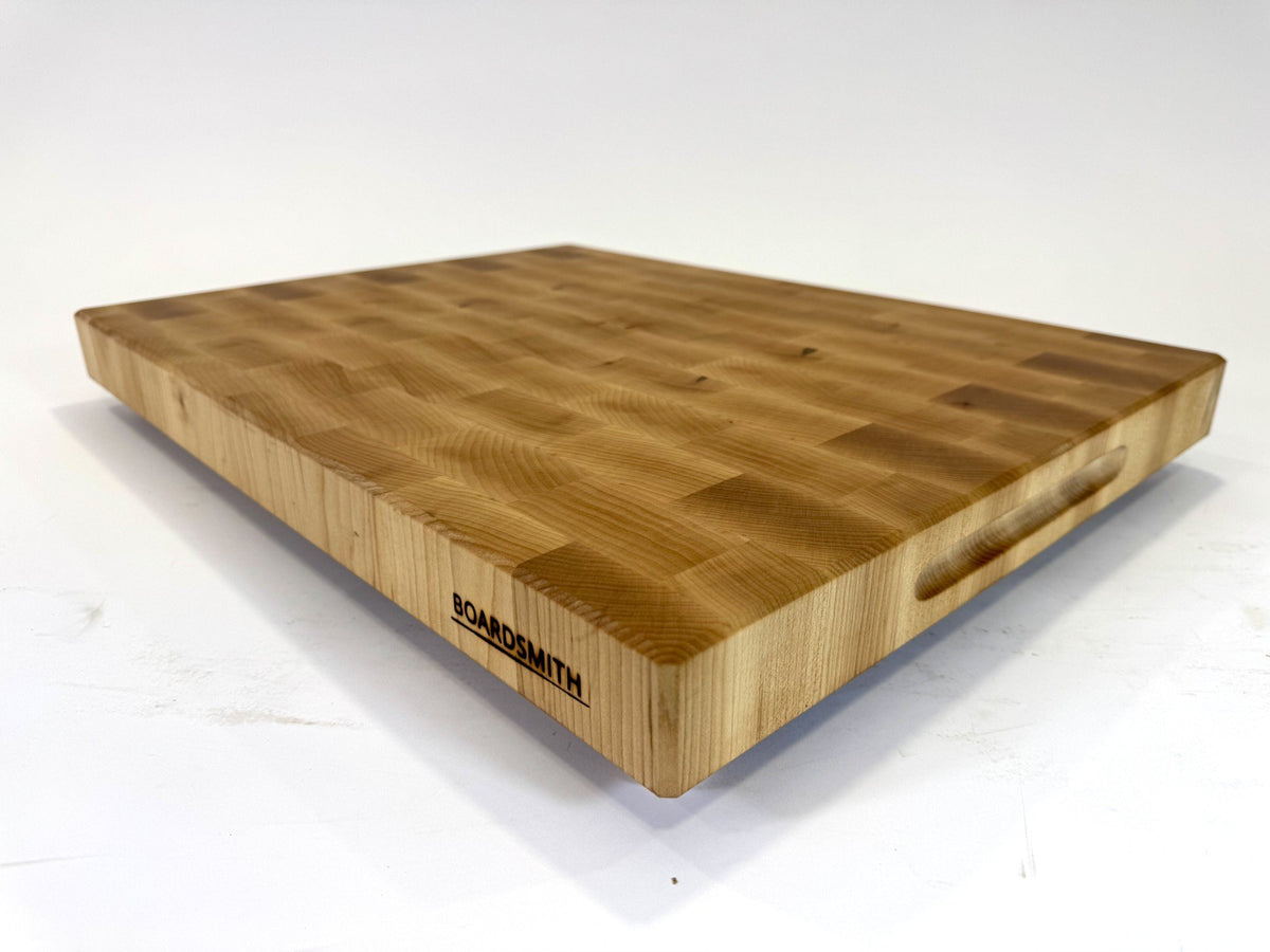 475 Maple 24 x 18 x 2 with Finger Groove, Bottom Groove & Feet