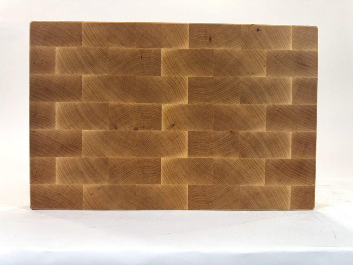 536 Maple 18 x 12 x 2 with Feet
