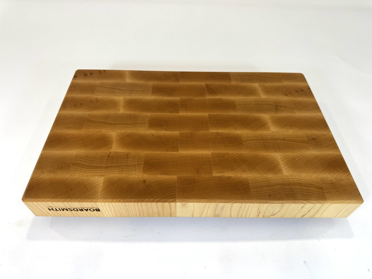 656 Maple 18 x 12 x 2