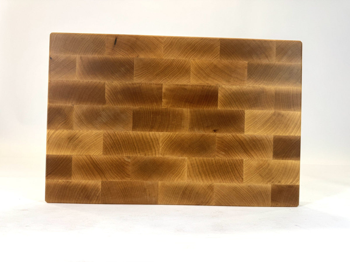 676 Maple 18 x 12 x 2