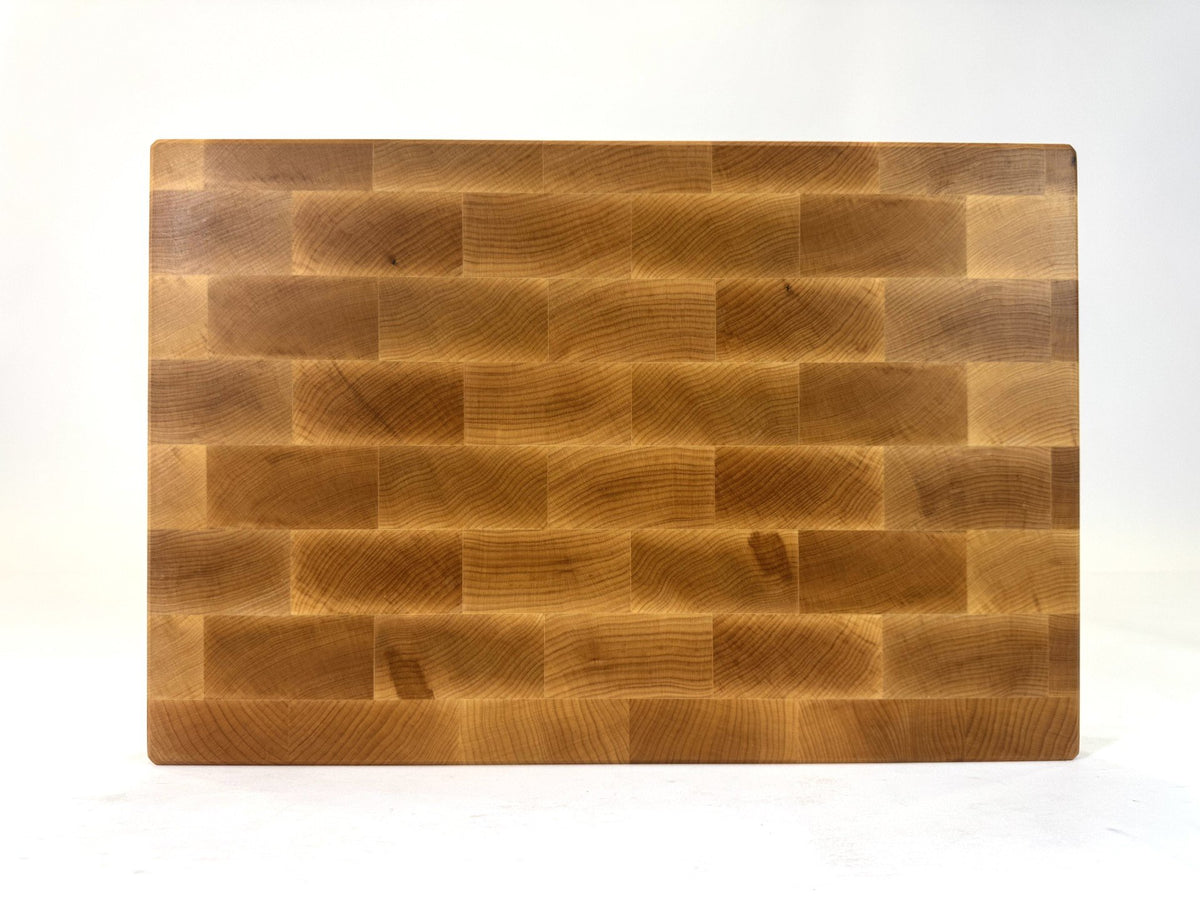 681 Maple 18 x 12 x 2