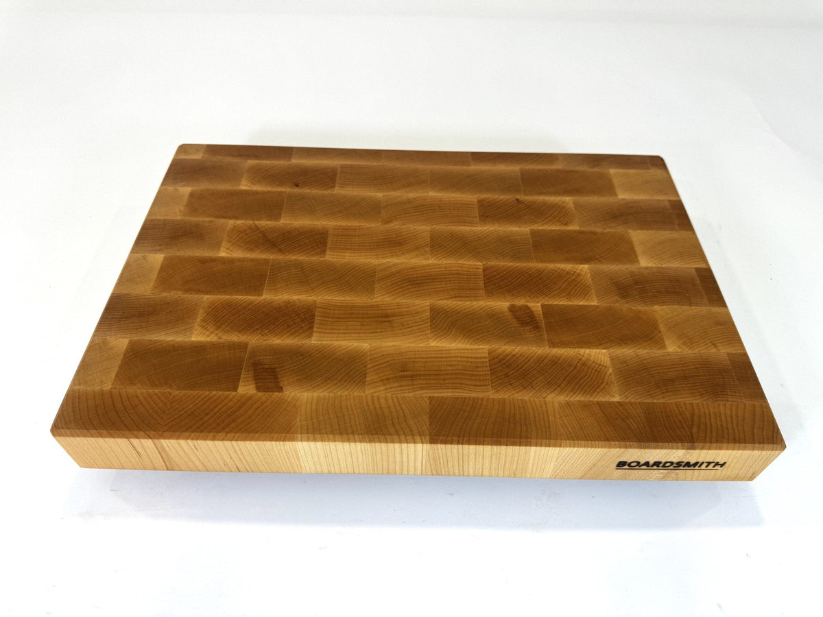 681 Maple 18 x 12 x 2