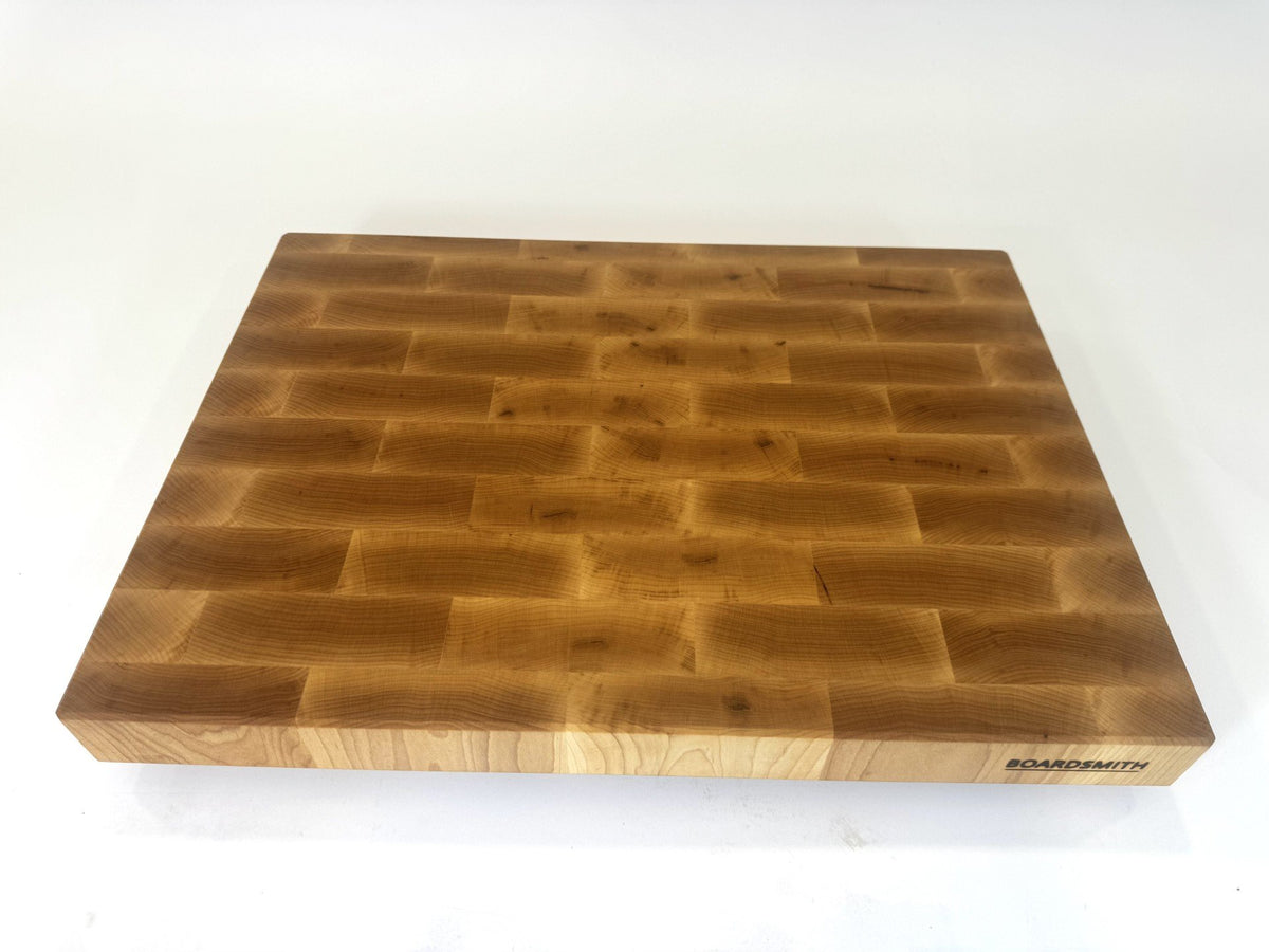 707 Maple 22 x 16 x 2