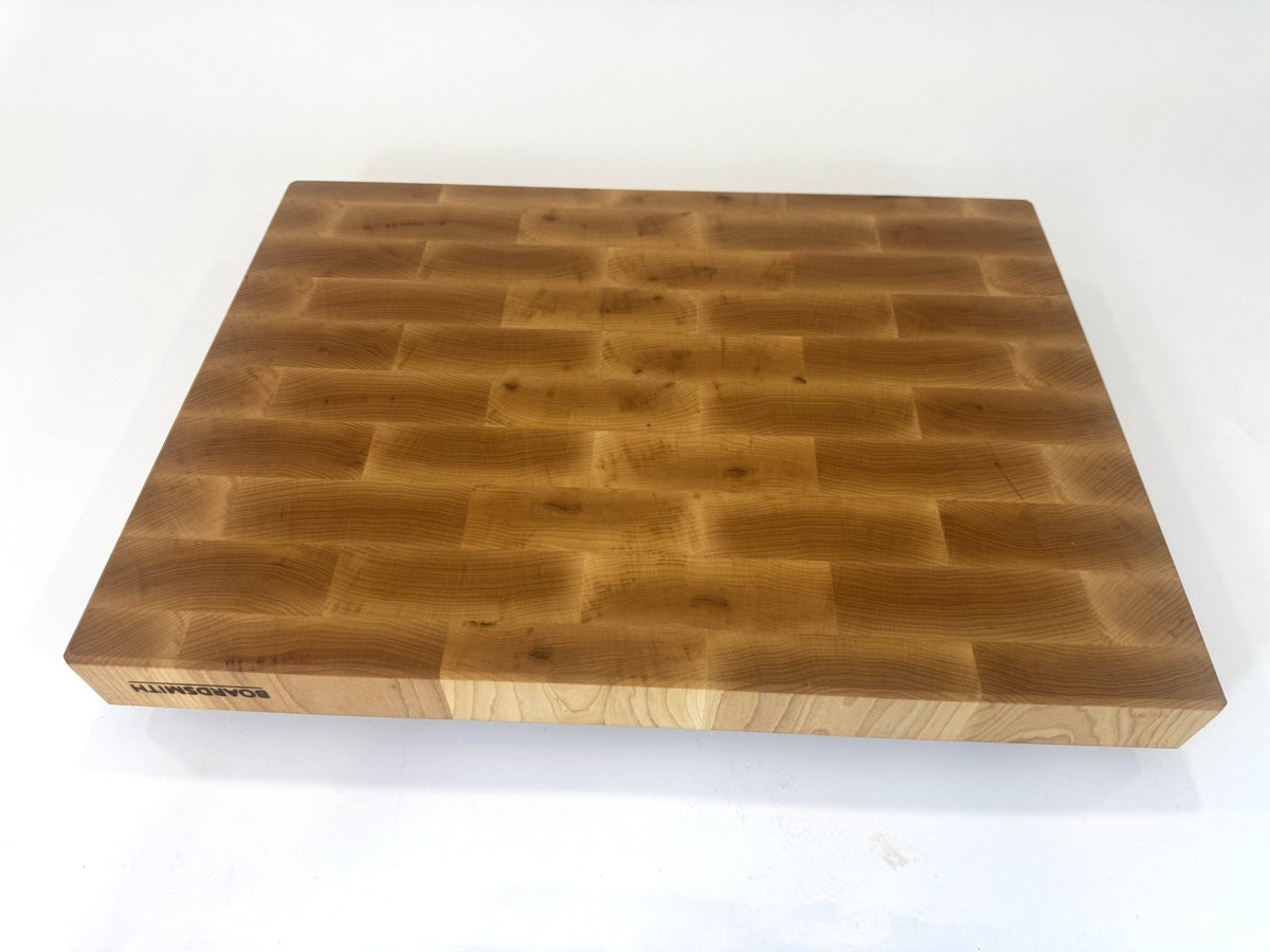 707 Maple 22 x 16 x 2