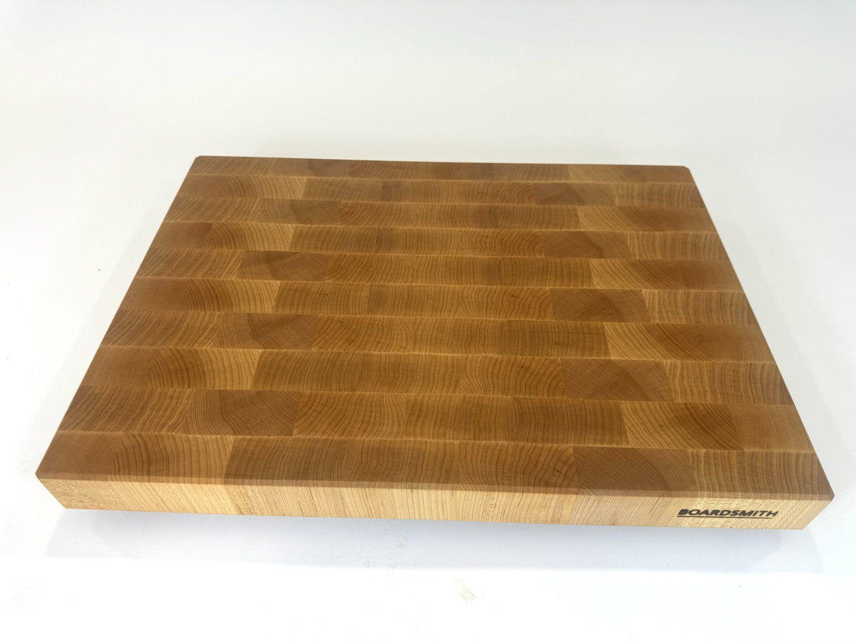 708 Maple 22 x 16 x 2