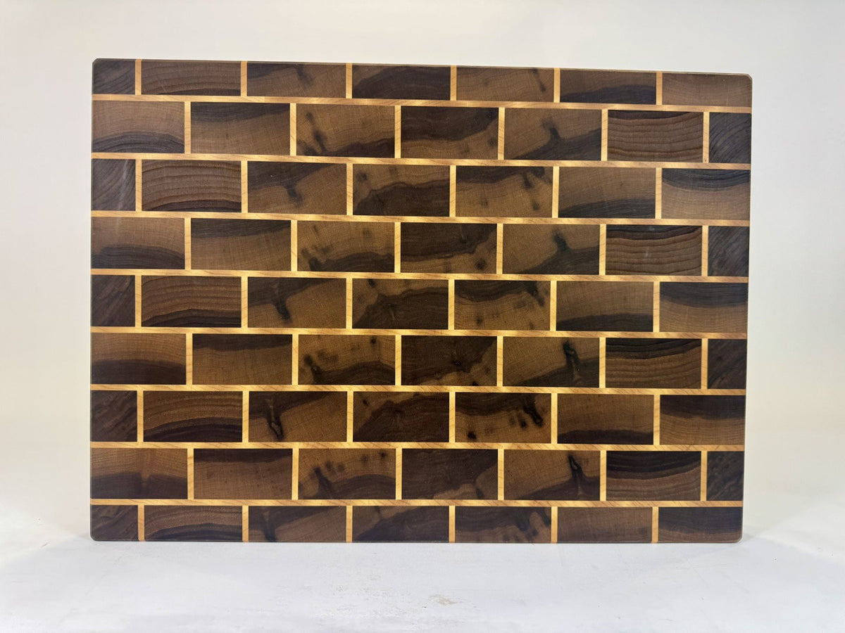 713 Brick 22 x 16 x 2