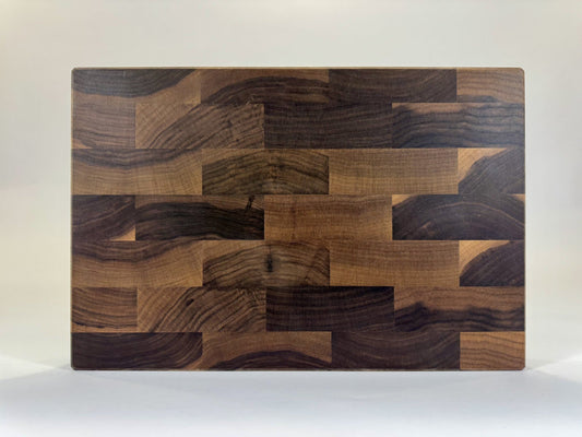 729 Walnut 18 x 12 x 2