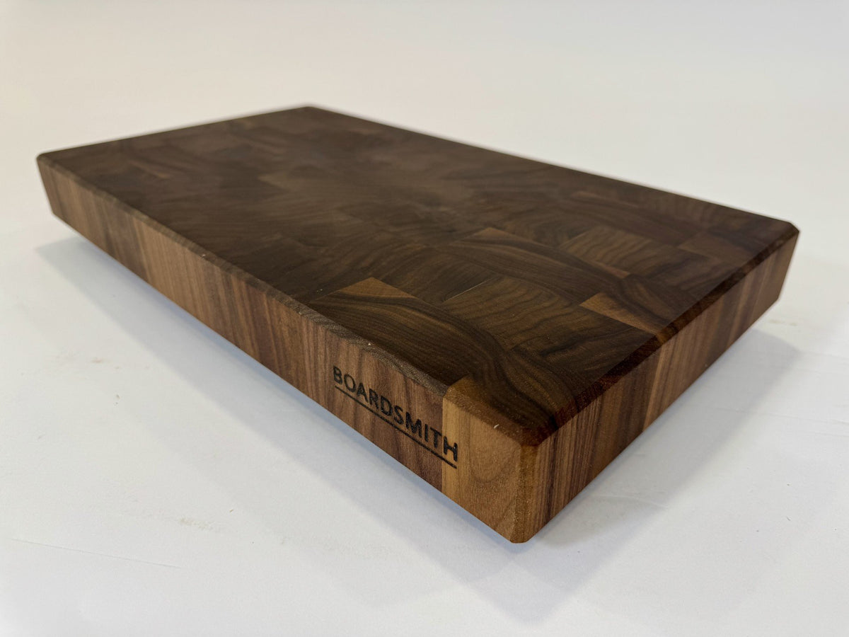 753 Walnut 18 x 10 x 2